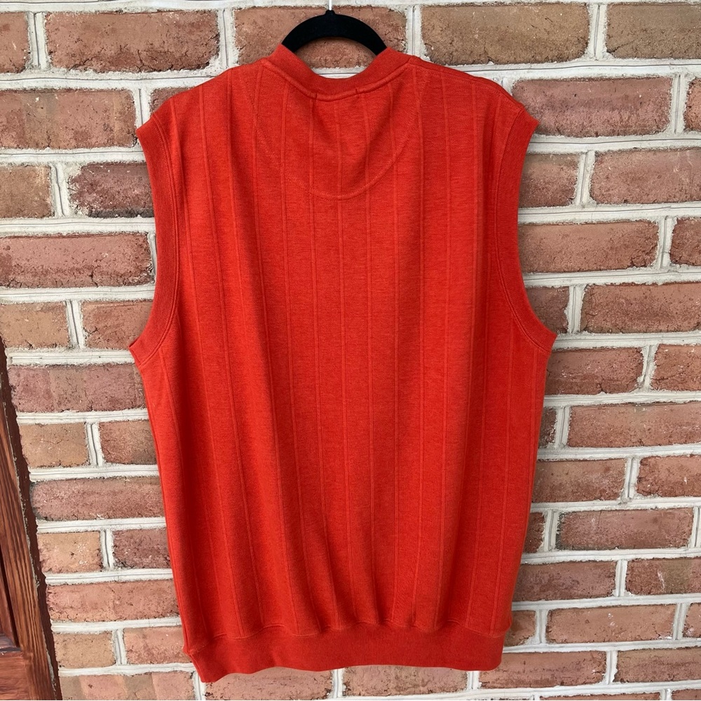 V-neck sweater vest, size men’s XL - Picture 3 of 6